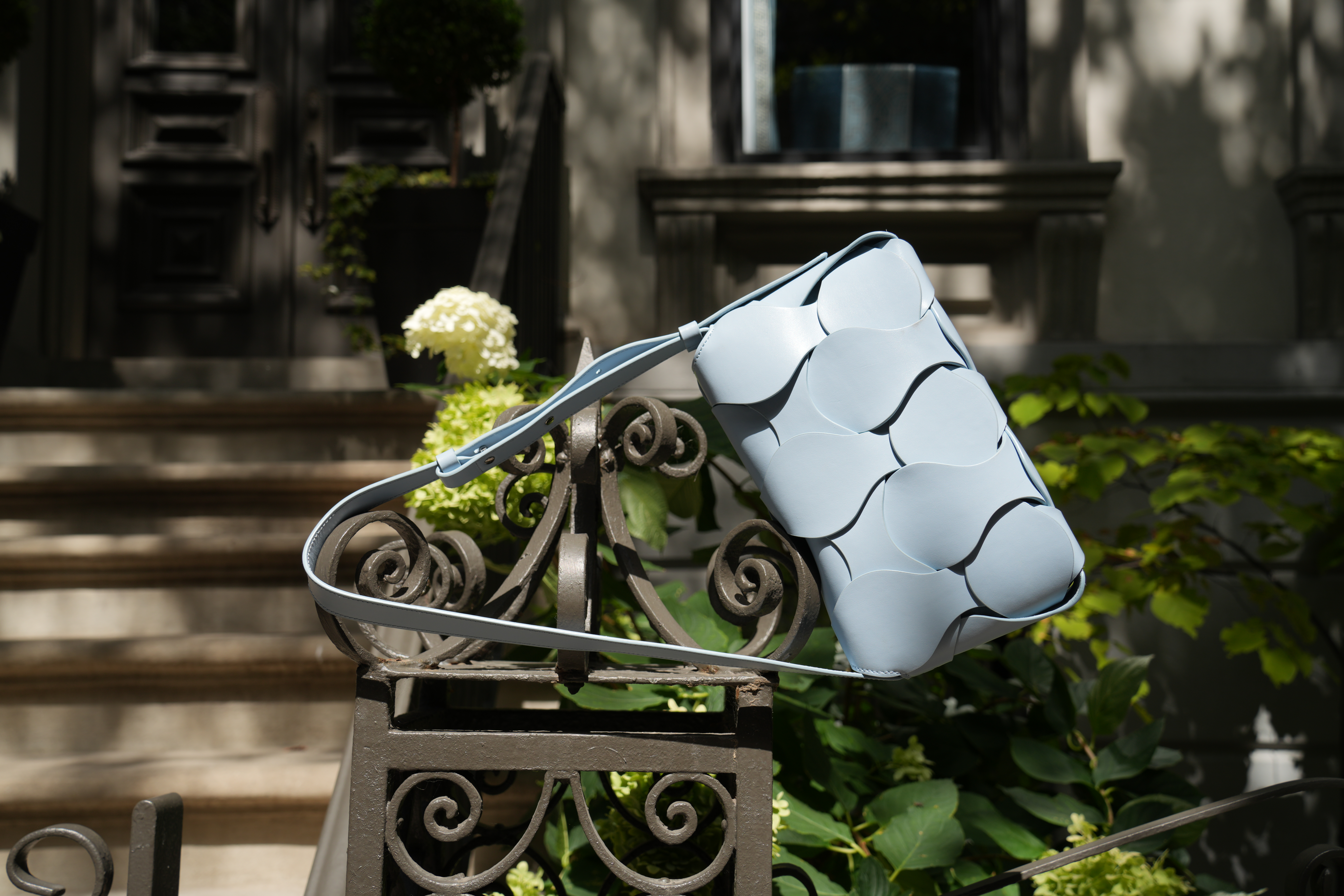 DOOZ leather handbags