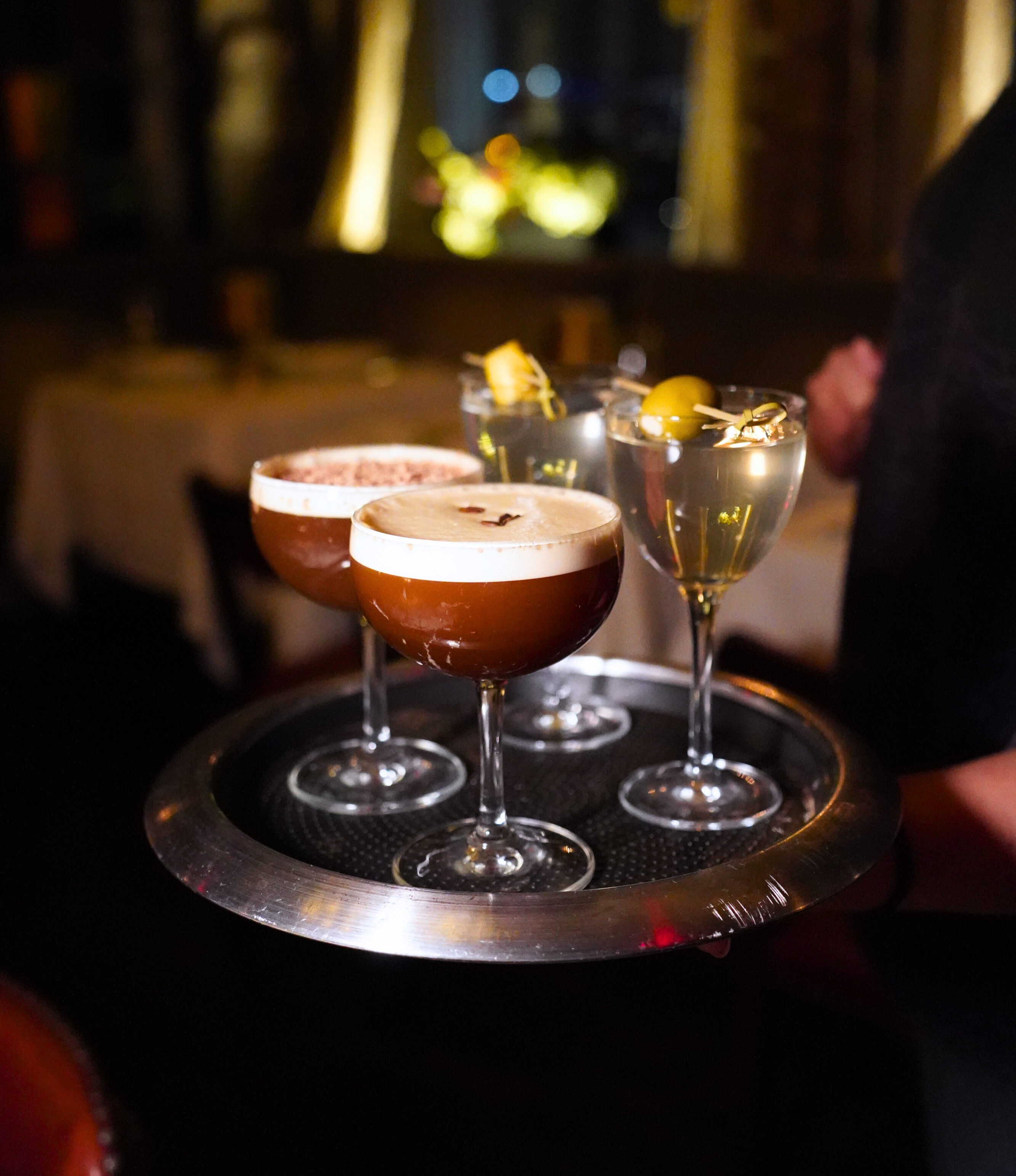 Cocktail tray service